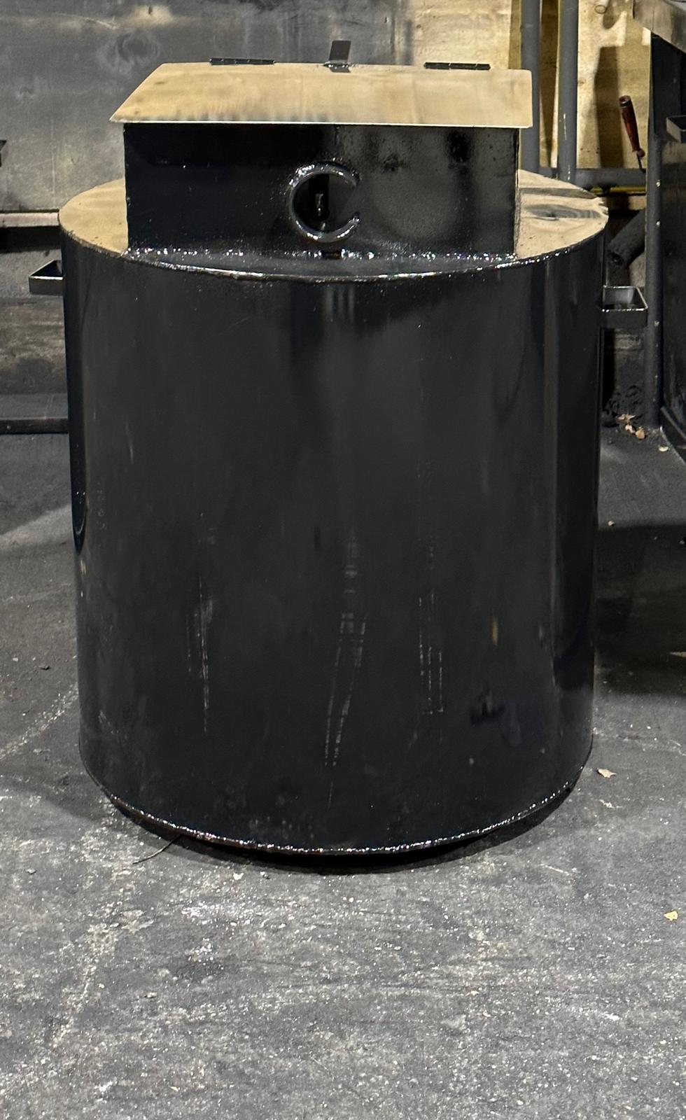 Small Oil Rig Container Round 90 Gallon Round Oil Container